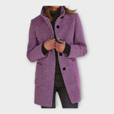 Elegantne mantel ajatu joonega