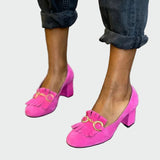 Narmaste ja kuldse pandlaga kingad