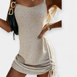 Varrukateta kootud kleit lipsuga