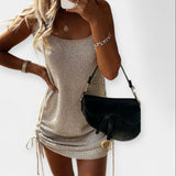 Varrukateta kootud kleit lipsuga