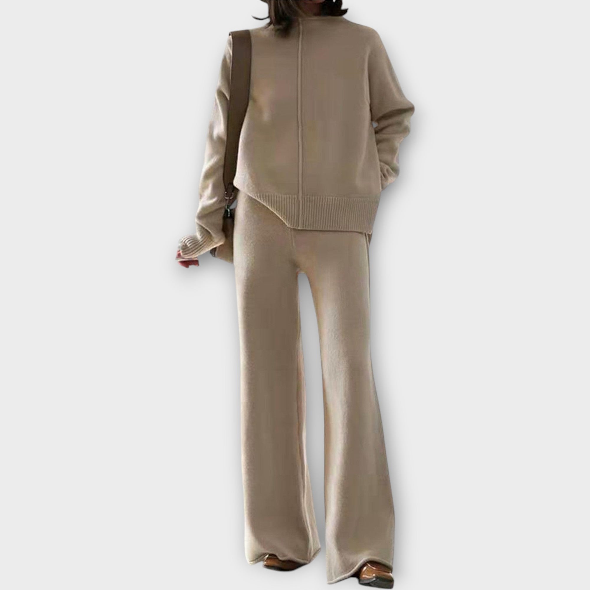 Ajatu elegantsi ja mugava komplekt