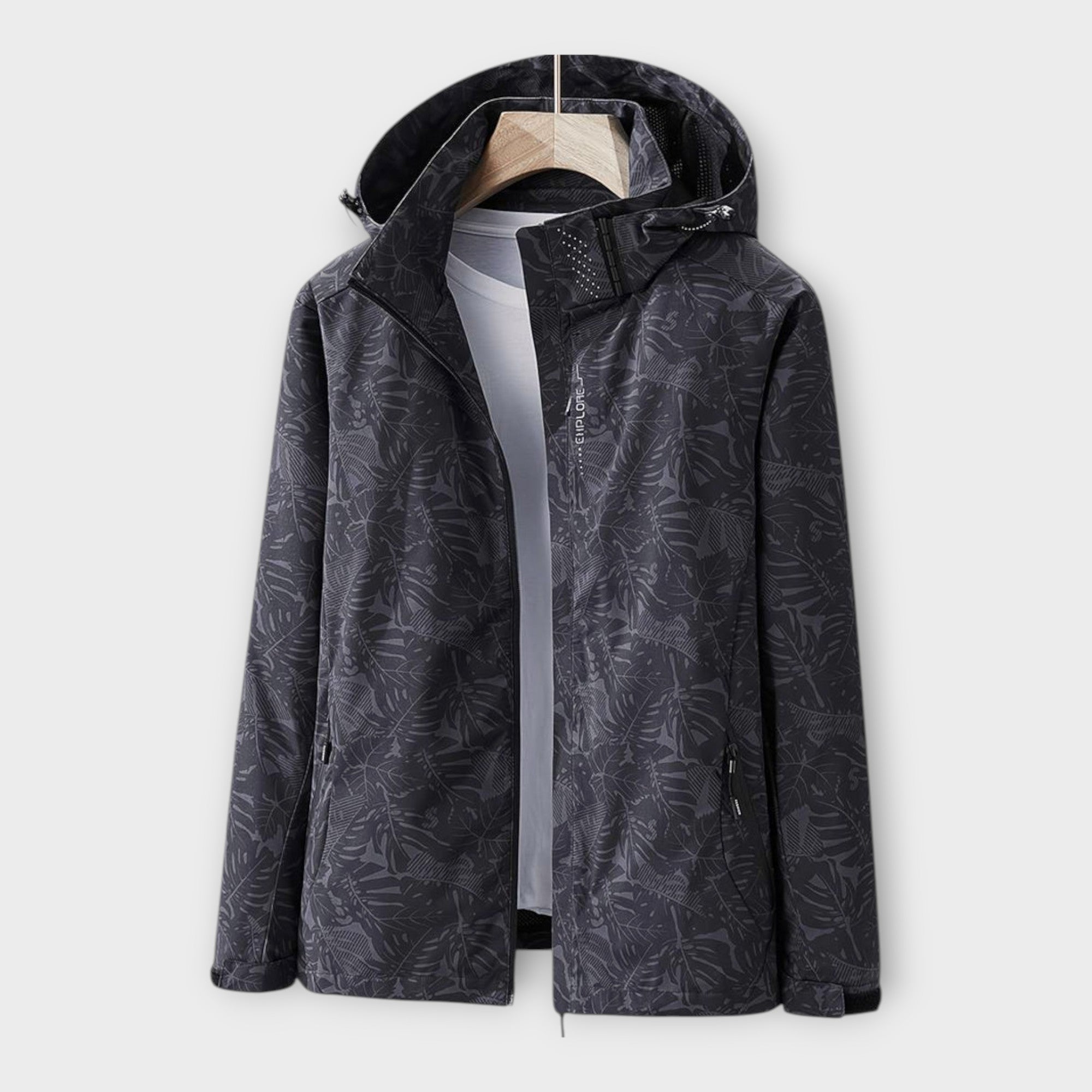 Moodne veekindel jope kapuutsiga