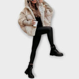 Ava-Elegantne sulejope