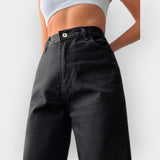 Kõrge vöökohaga tekstid laiade jalgadega