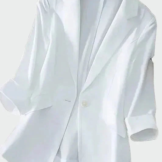 Moodsa lõikega jakk