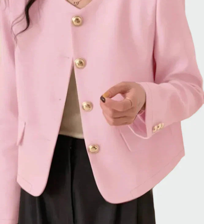 Elegantse joonega jakk