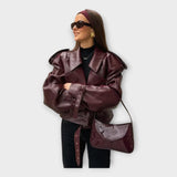 Nahktagi vöö ja moodsate detailidega