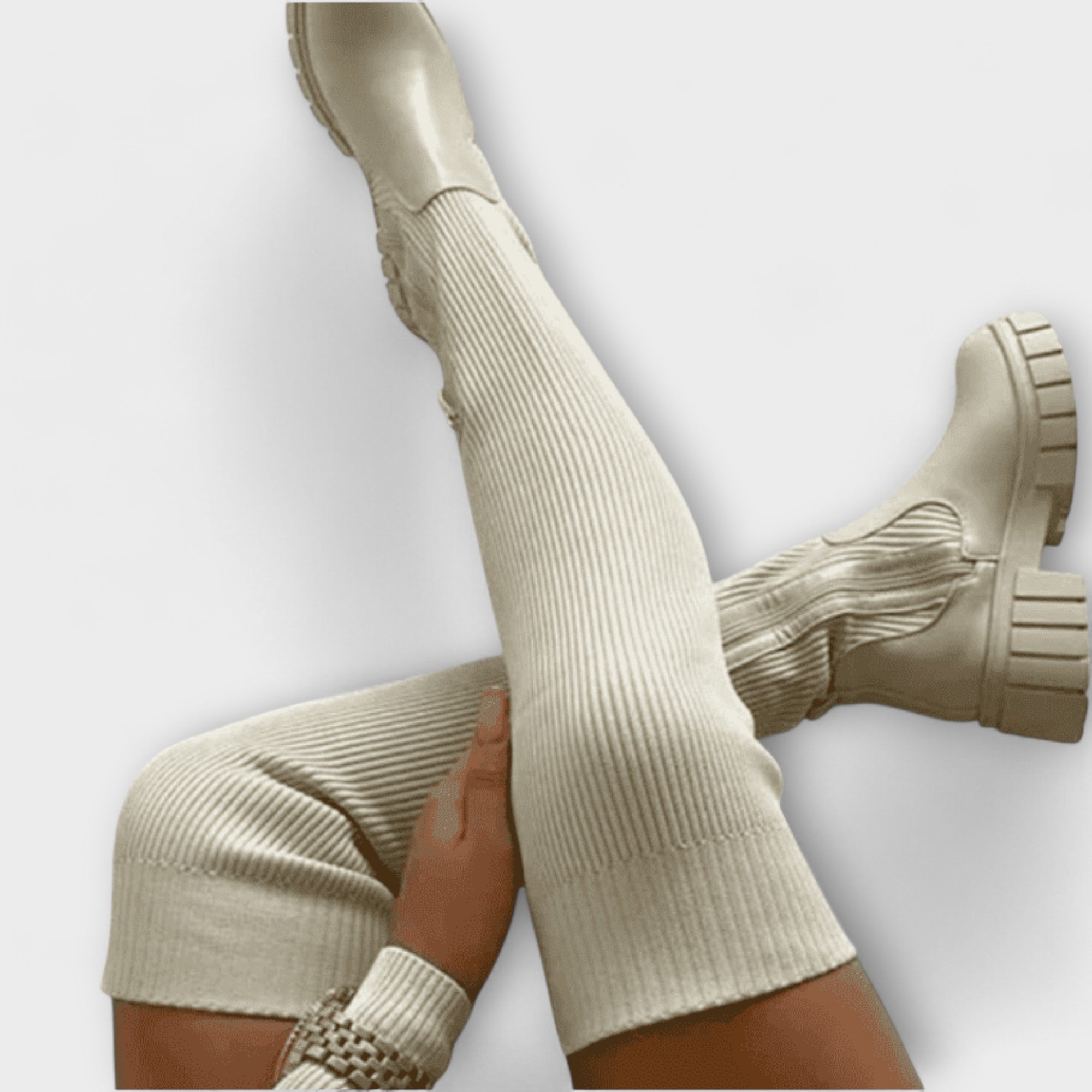 Aušrinė - Kõrge säärega saapad