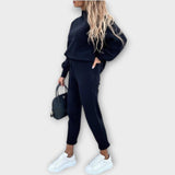 Mugava istuvuse ja ajatu viimistlusega komplekt