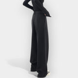 Vabaaja stiilis püksid