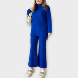 Kootud lahtise lõikega komplekt