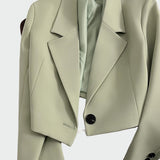 Rafineeritud lõikega jakk