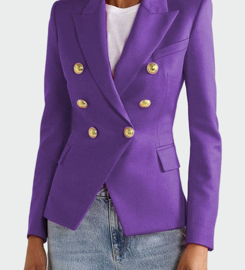 Klassikalise lõikega jakk