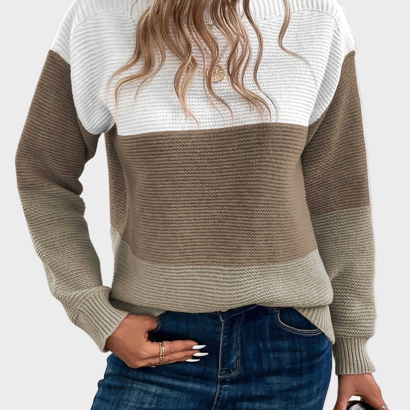 Elegantne kootud kõrge kaelusega kampsun