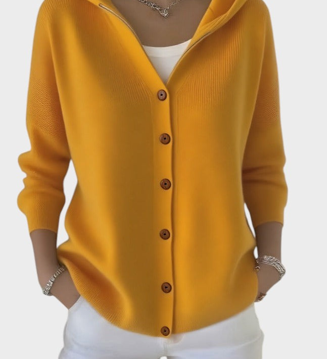 Zora - Elegantne kudumitega pikkade varrukatega jakk