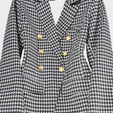 Klassikalise lõikega jakk