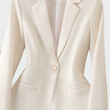 Moodsa ja elegantse lõikega jakk